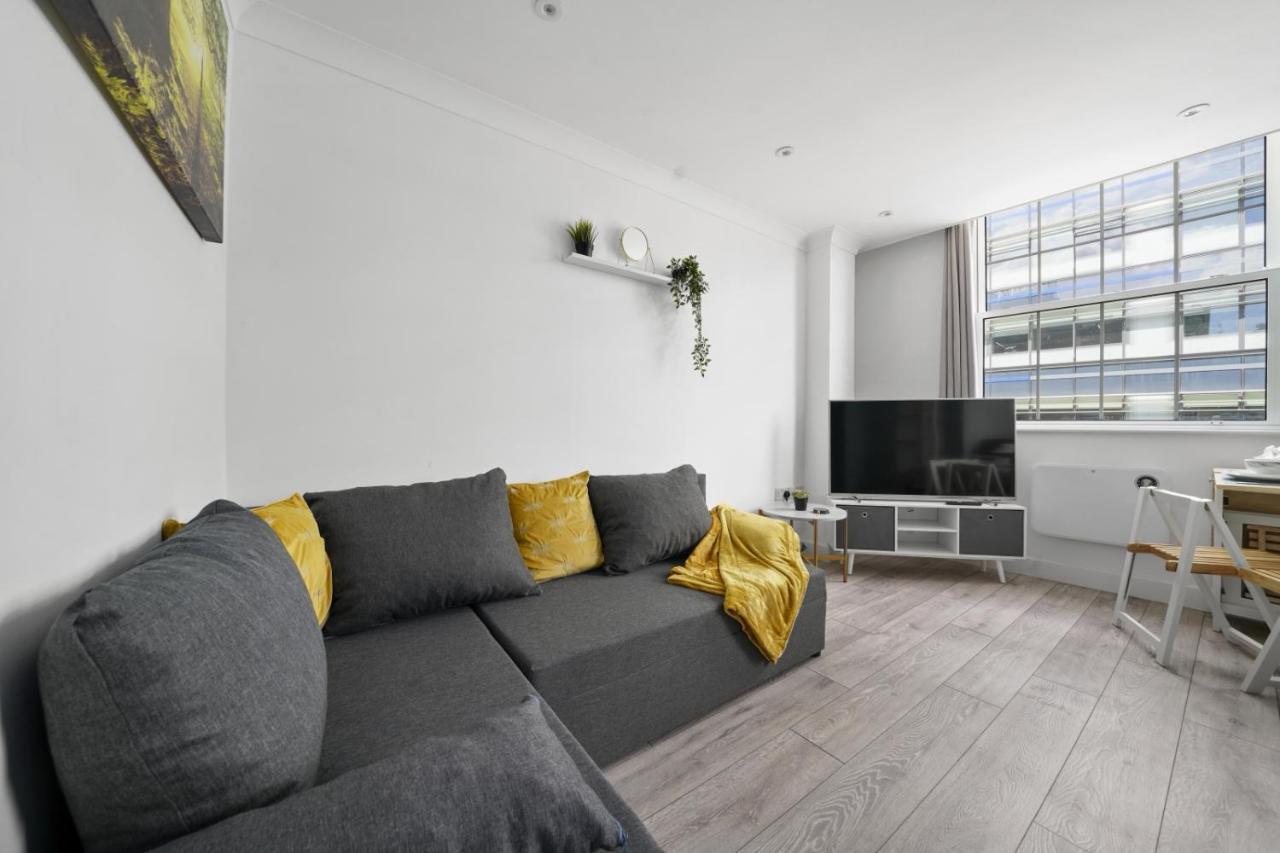 Studio In The Heart Of The City - Aldgate Zone 1 Лондон Екстериор снимка