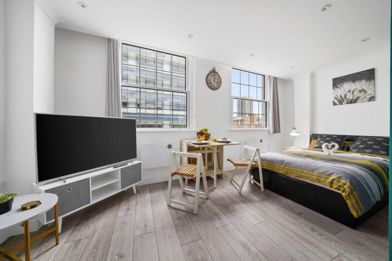 Studio In The Heart Of The City - Aldgate Zone 1 Лондон Екстериор снимка